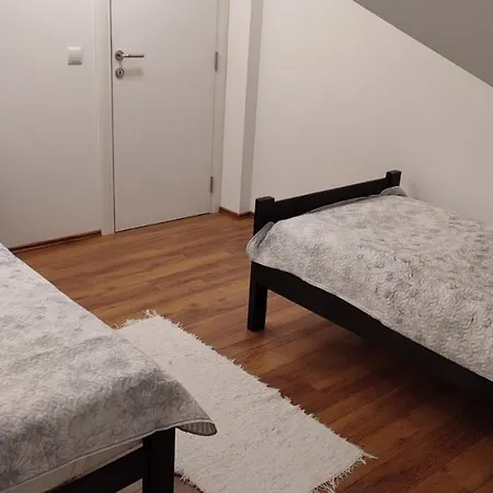 Lena 公寓 阿然德洛维克