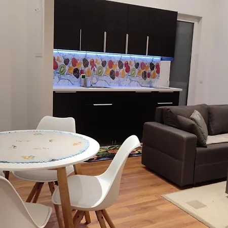 Lena * 阿然德洛维克